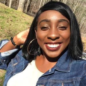 Meet your Posher, Lauren